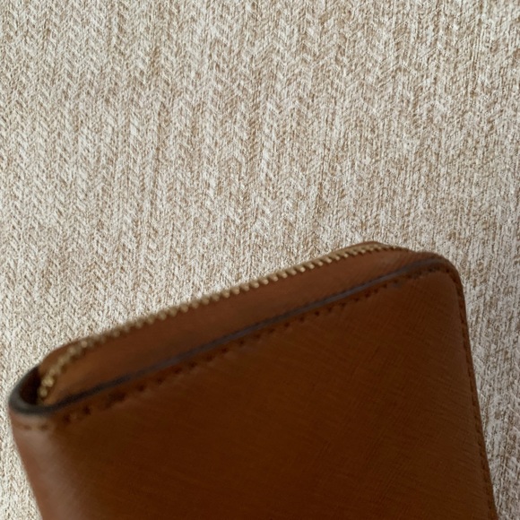 Michael Kors Leather Continental Wristlet - Picture 8 of 9